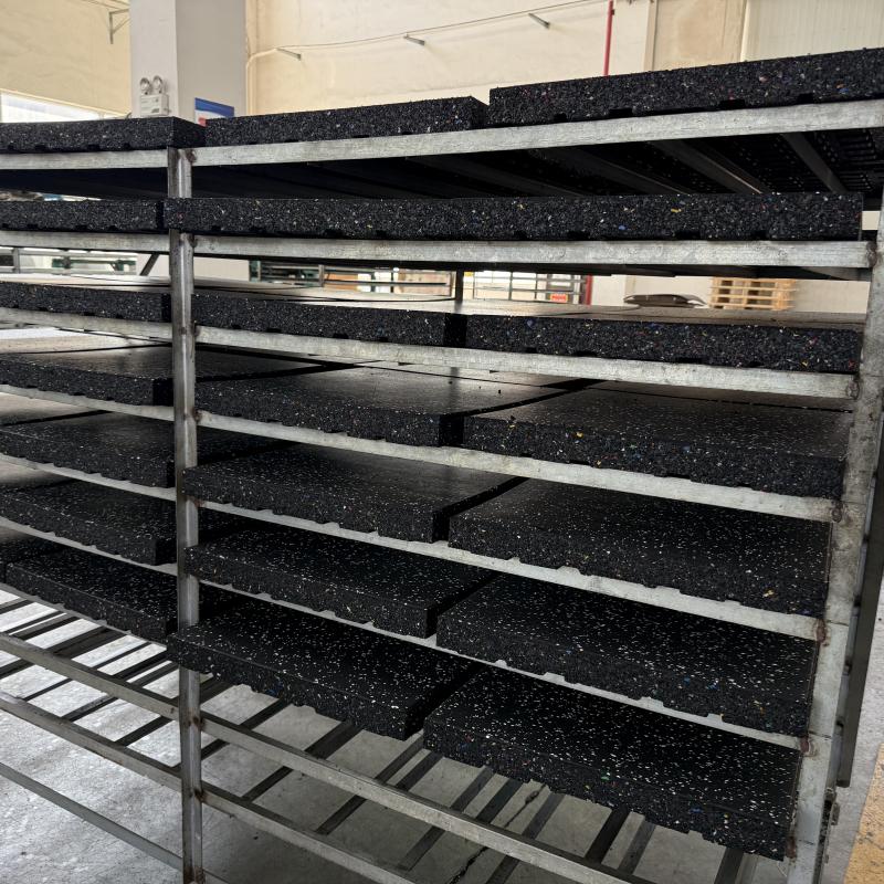 gym flooring rubber tiles 19
